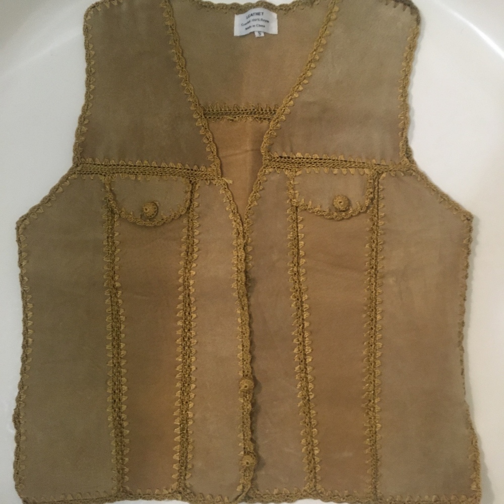 Leathet Vest Light Brn  Rayon & Crochet SM